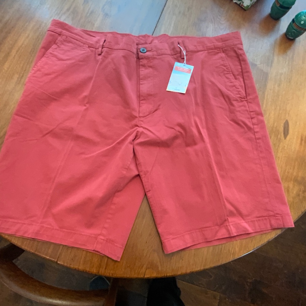 Chino golf shorts from George Roth Los Angeles